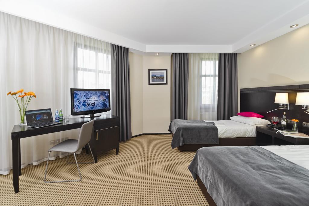 Hotel Fado Spa & Restaurant Świdnica Chambre photo