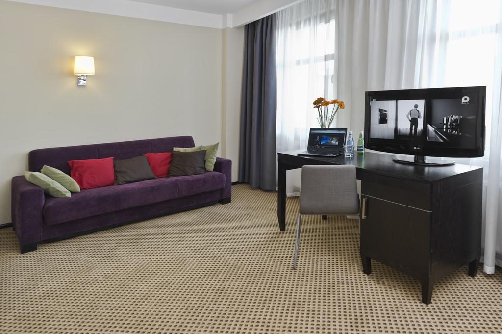 Hotel Fado Spa & Restaurant Świdnica Extérieur photo