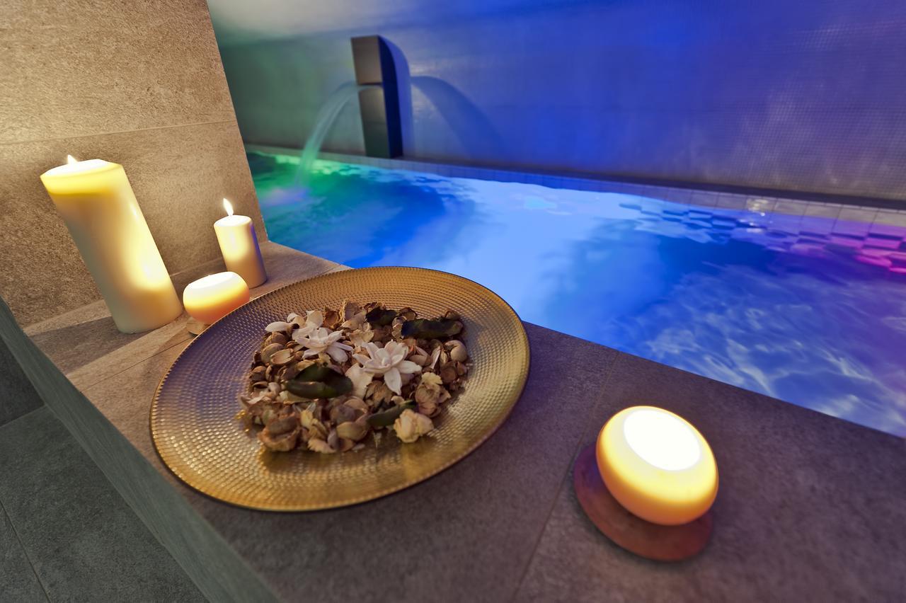 Hotel Fado Spa & Restaurant Świdnica Extérieur photo